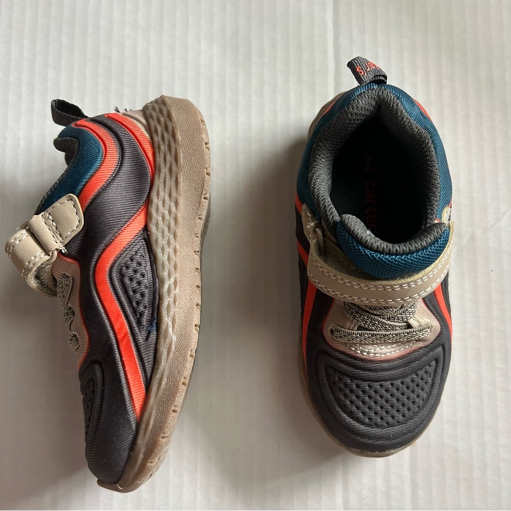 Carter’s Mercury Tennis Shoe size 7